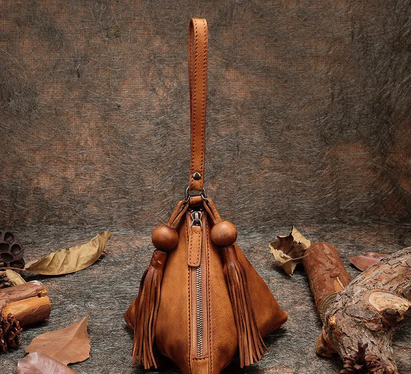 Brown Womens Leather Clutch Wallet Zipper Wristlet Wallet Pyramid Shape Purse for Ladies