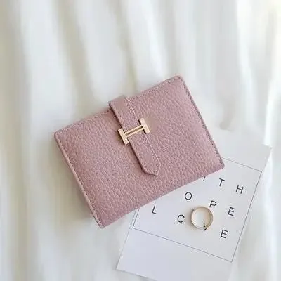 Chic Drawstring Wallet: High-Quality leather Elegance
