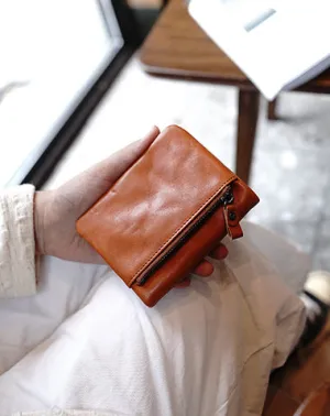 Cute Brown Leather Womens Billfold Wallet Classic Vertical Small Wallet For Women