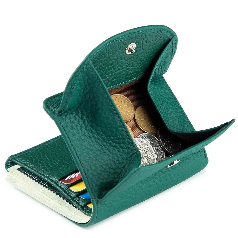 Designer Leather Clutch: Compact Elegance