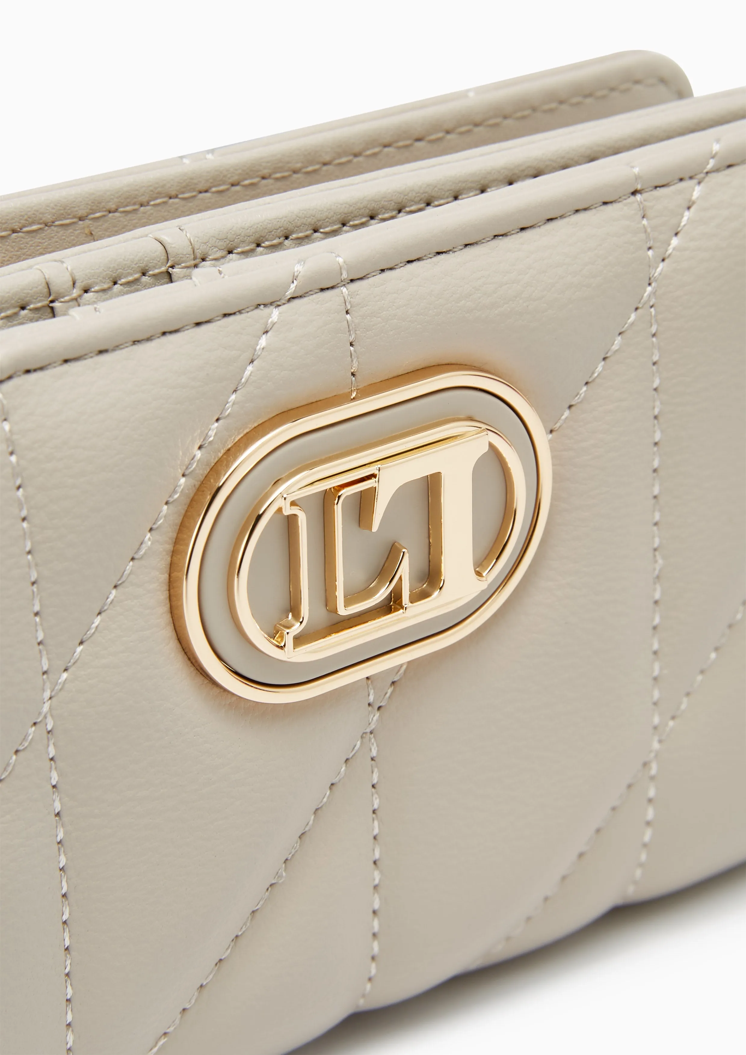 Diana Short Wallet Beige