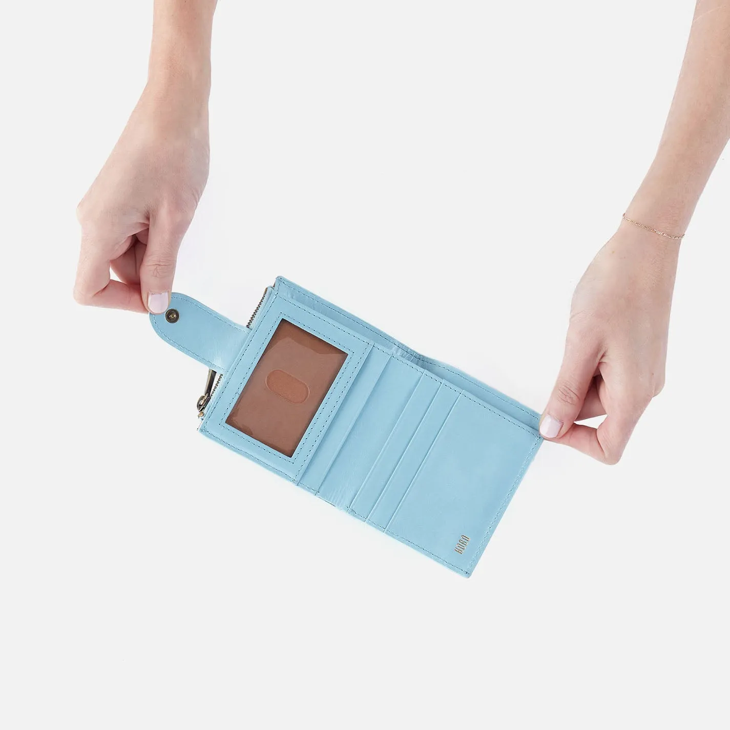 Dunn Mini Wallet In Polished Leather - Stratosphere
