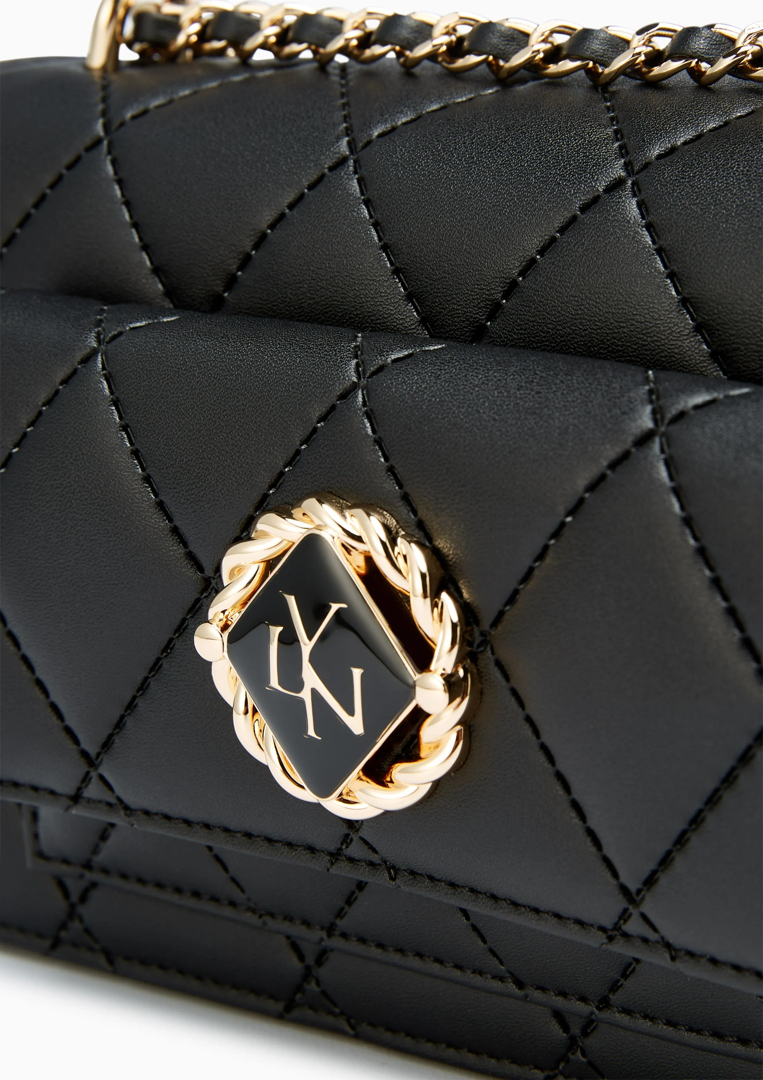 Emma Clutch With Chain Black