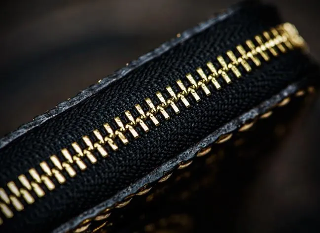 Handmade Leather Chain Wallet Tooled Tibetan Biker Wallet Mens Cool billfold Trucker Wallet with Chain