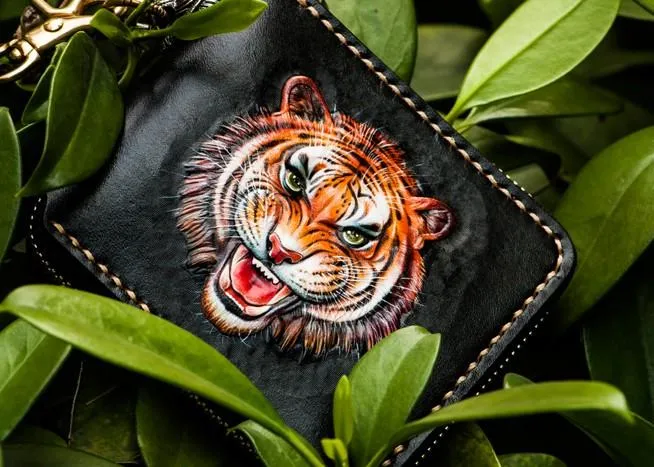 Handmade Leather Tiger Tooled Mens billfold Wallet Cool Clutch Wristlet Bag Chain Wallet Biker Wallet for Men