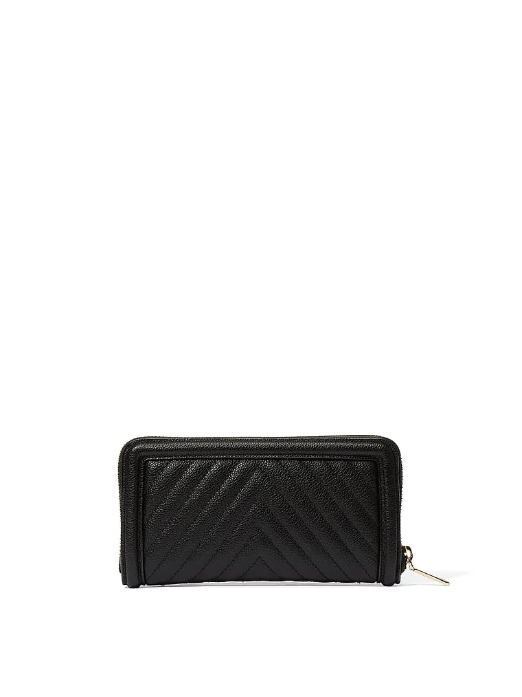 V.i.c.t.o.r.i.a's S.e.c.r.e.t Small Wallet with Zip