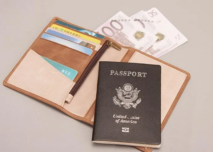 Vintage Leather Men Small Slim Travel Wallet billfold Passport Wallet for Men