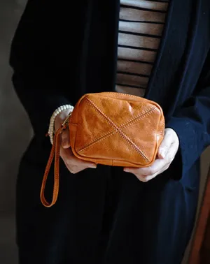 Vintage Tan Leather Wristlet Wallet Zipper Clutch Wallet  Womens Tan Ladies Zip Around Wallets for Women