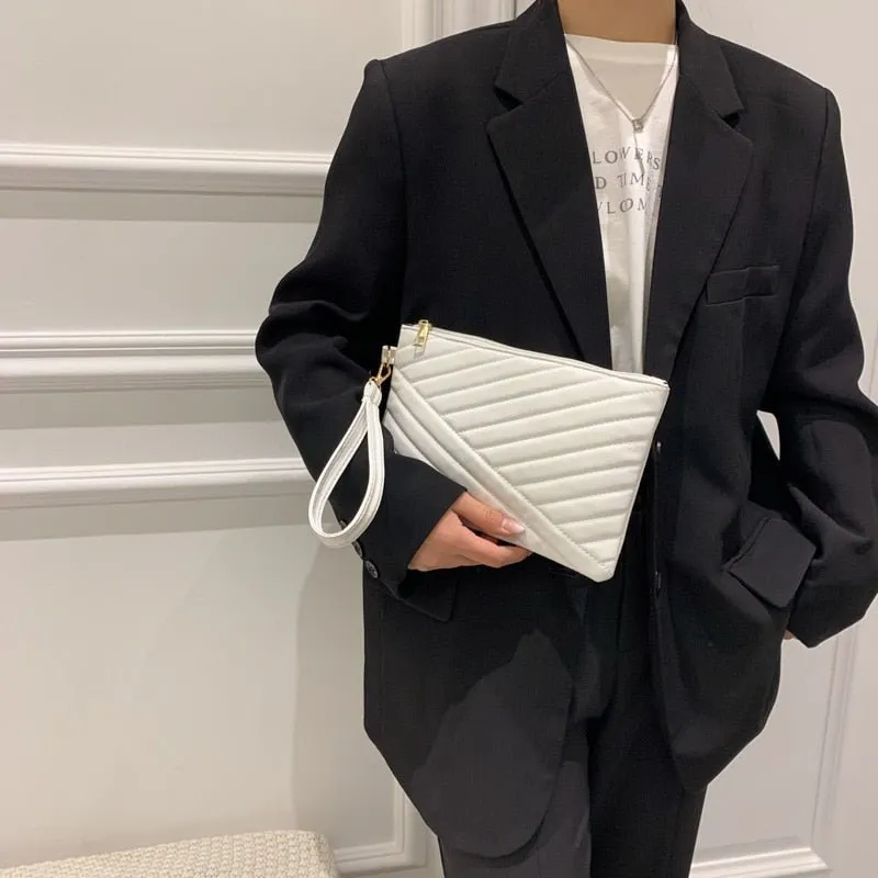Wristlet: The Stylish and Practical Accessory